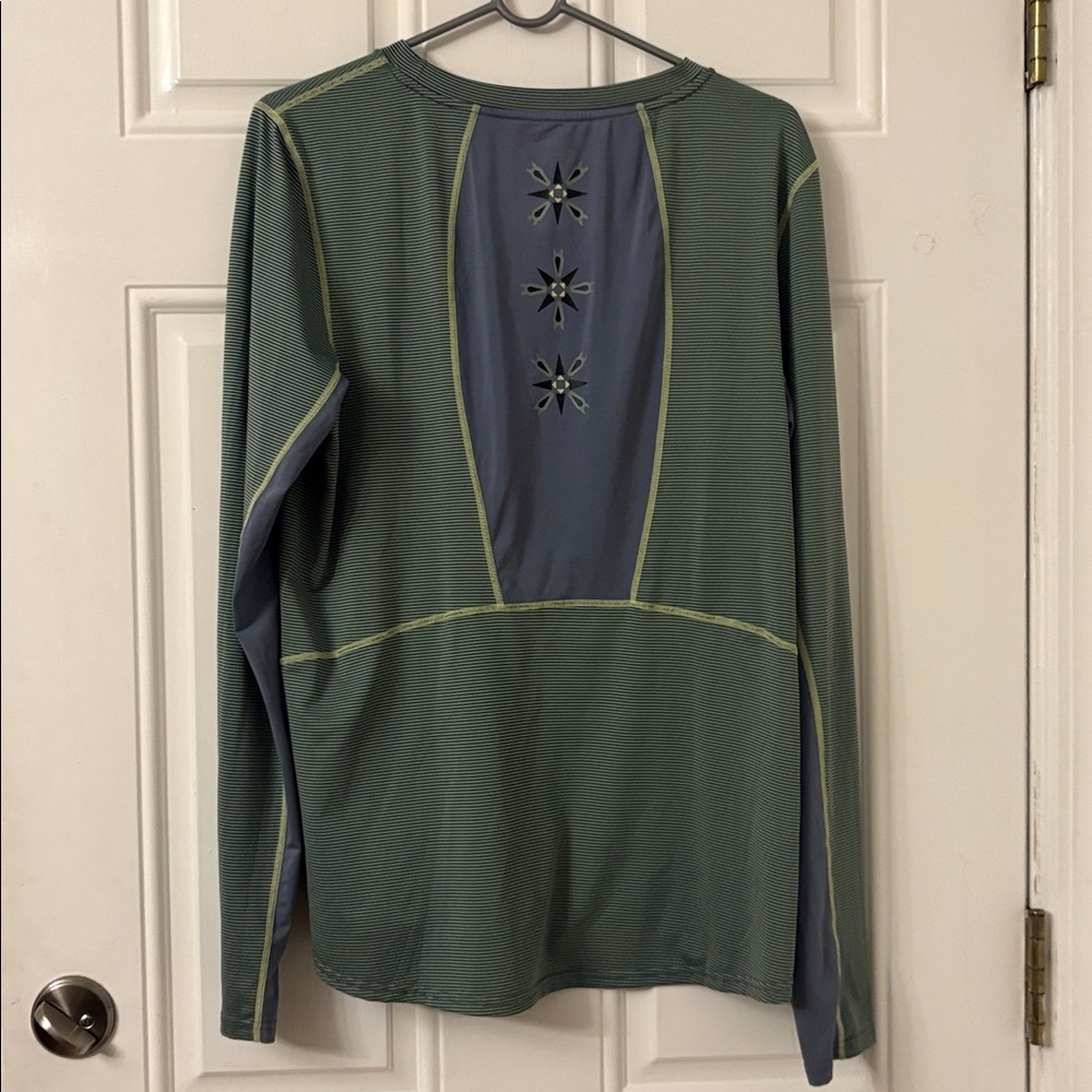 Kerrits Balance Base Layer Top Size Large - image 2